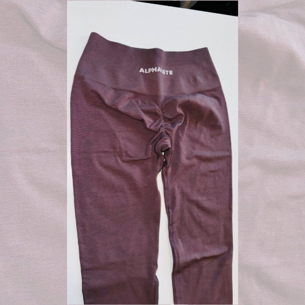 Alphalete Mauve Leggings - Picture 3 of 5